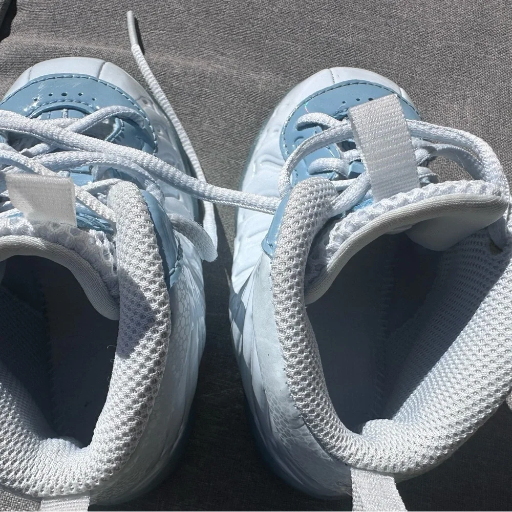 Nike Little FoamPosite One Aura Blue White EUC. Size 6c
